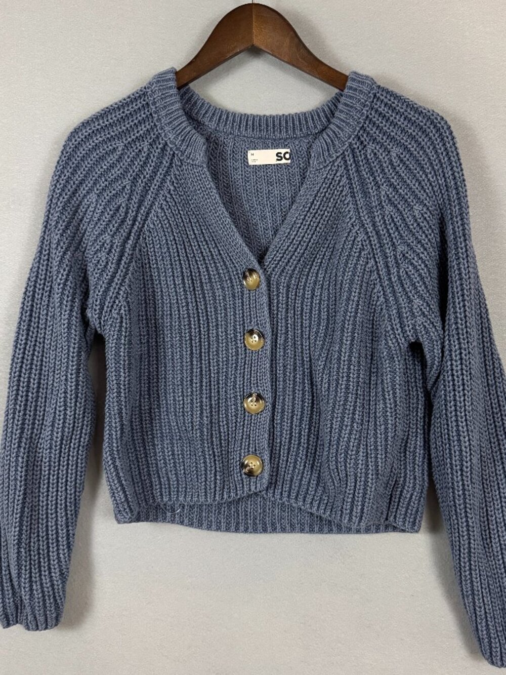 SO Women’s Medium Blue Chunky Knit Cropped Cardigan Button Front Sweater